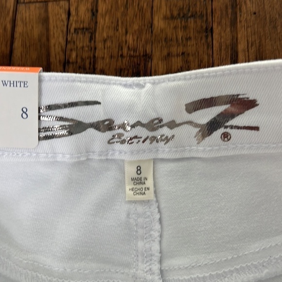 NWT Seven7 Shorts The Weekender White with multicolor stitching back pockets 8 - Picture 5 of 12
